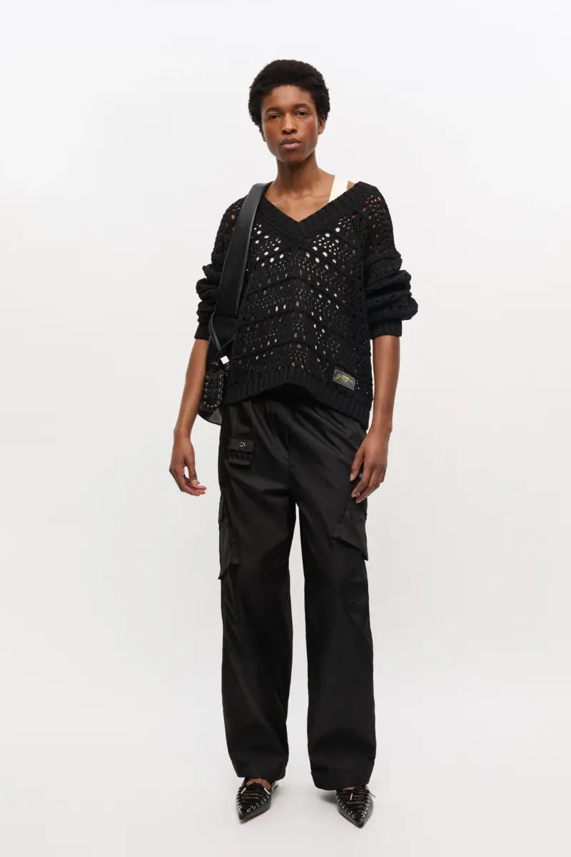 Black Crochet V-neck Jumper